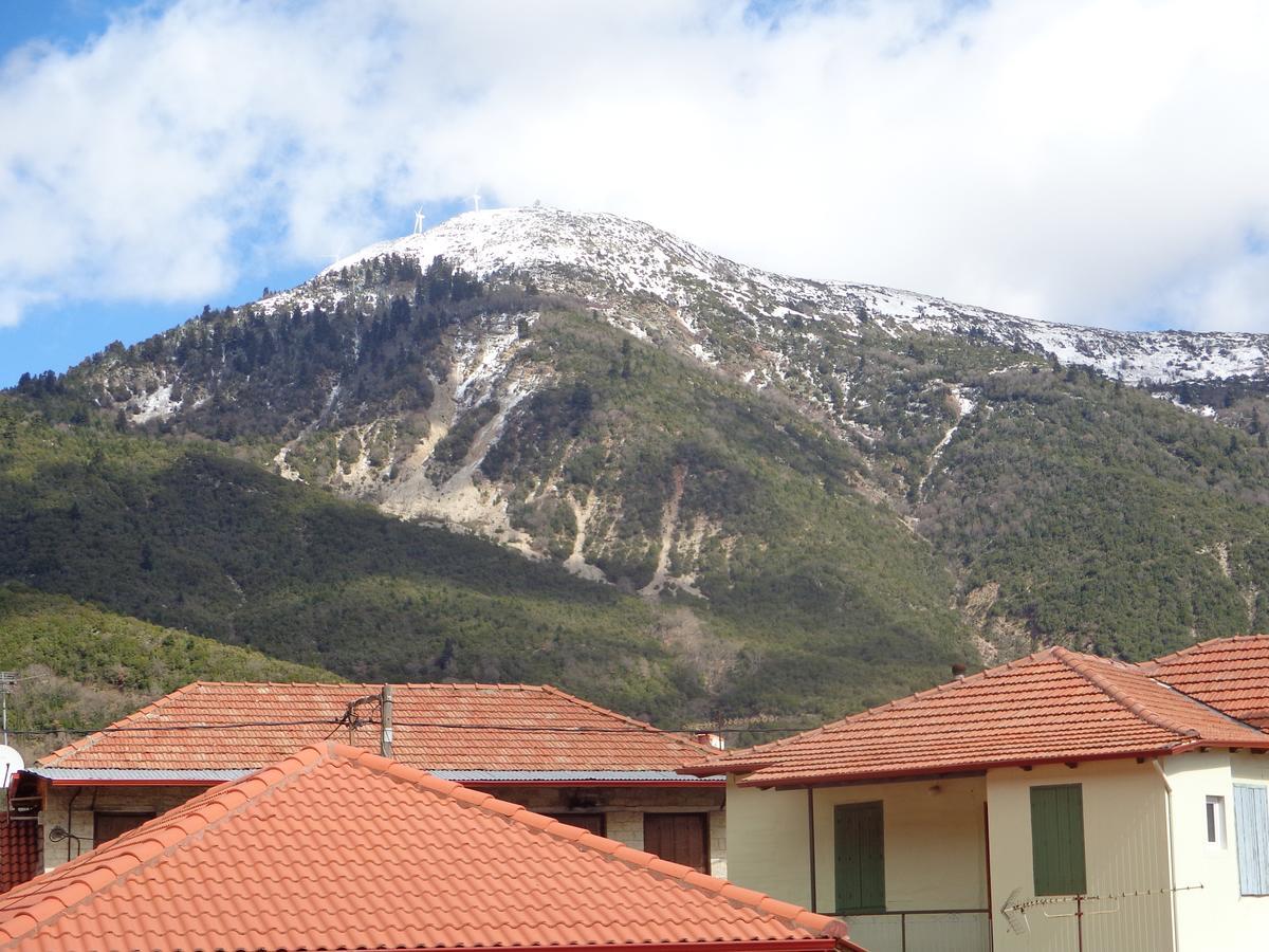 Alonaki Guesthouse Plátanos Exteriör bild